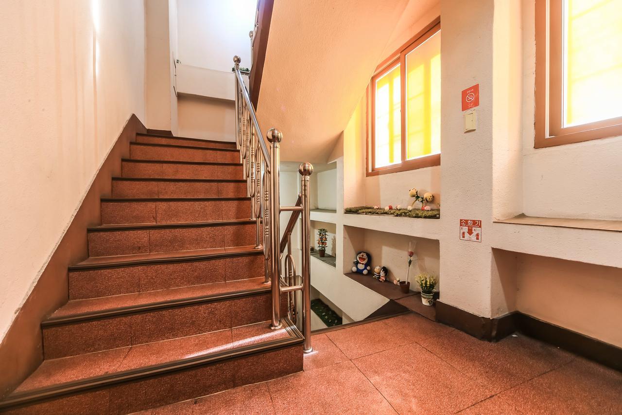 Nampo One Motel Μπουσάν Εξωτερικό φωτογραφία